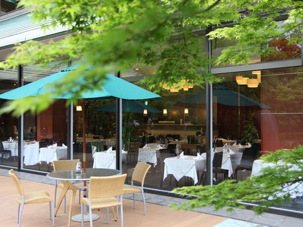 Restaurant/Dining